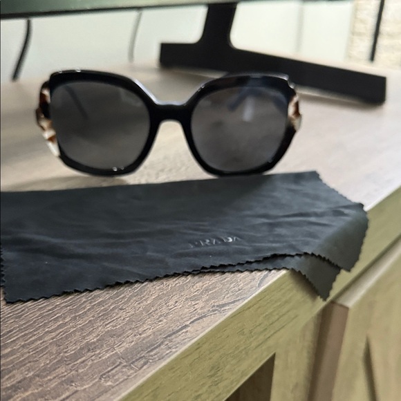 Prada Tortoise Shell Sunglasses - Picture 1 of 8